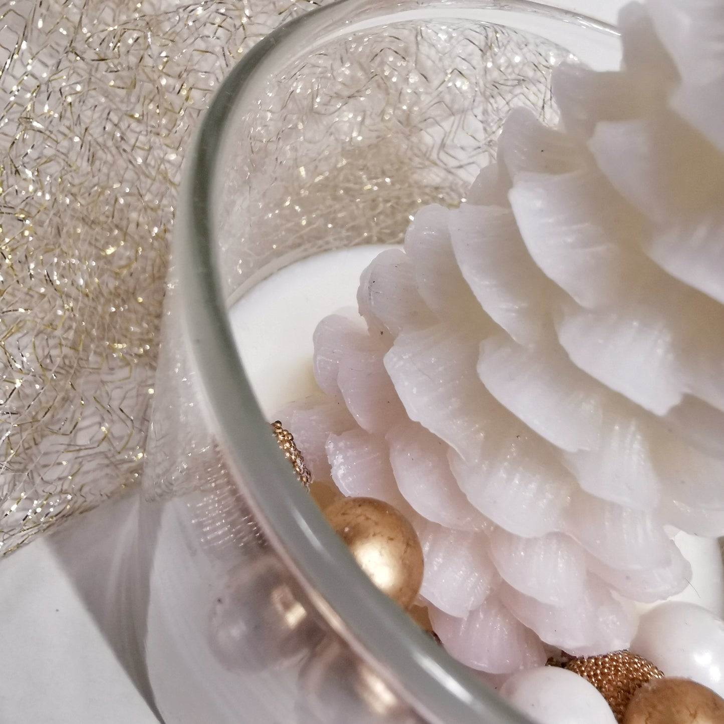 Gold under the christmas tree