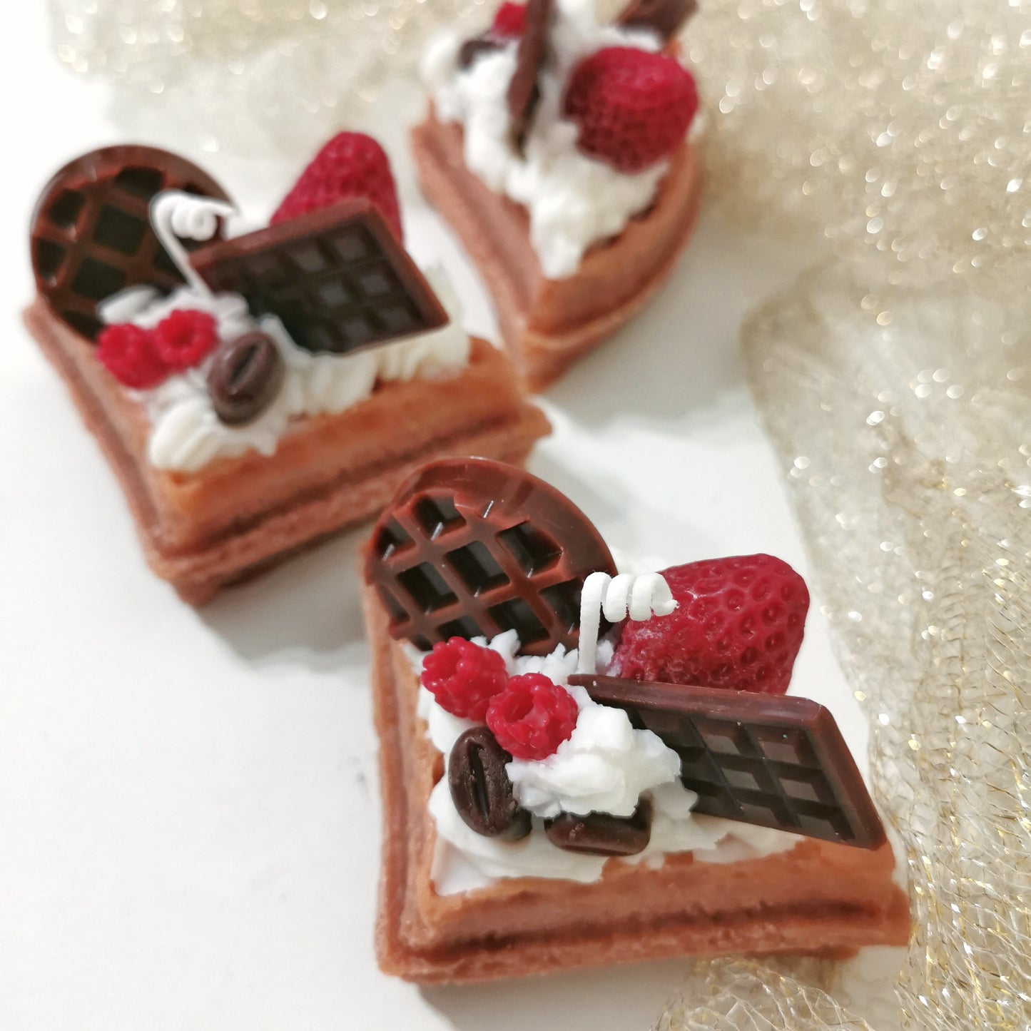 Crunchy cream waffle