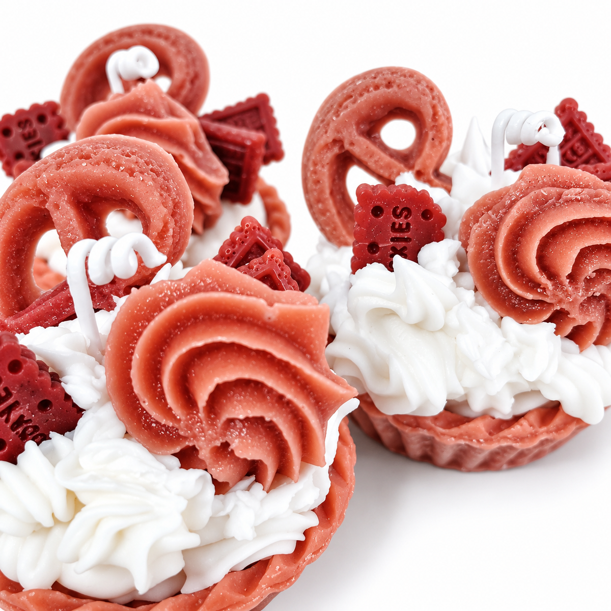 Biscuit fairy cupcake and cream
